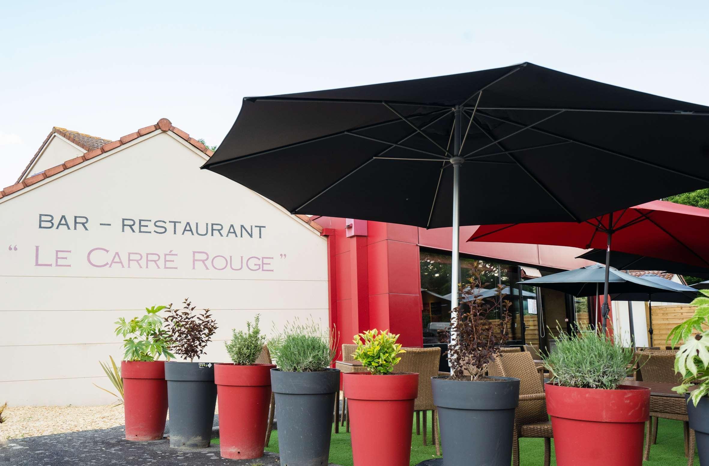 Brit Hotel Essentiel Cholet Exterior foto