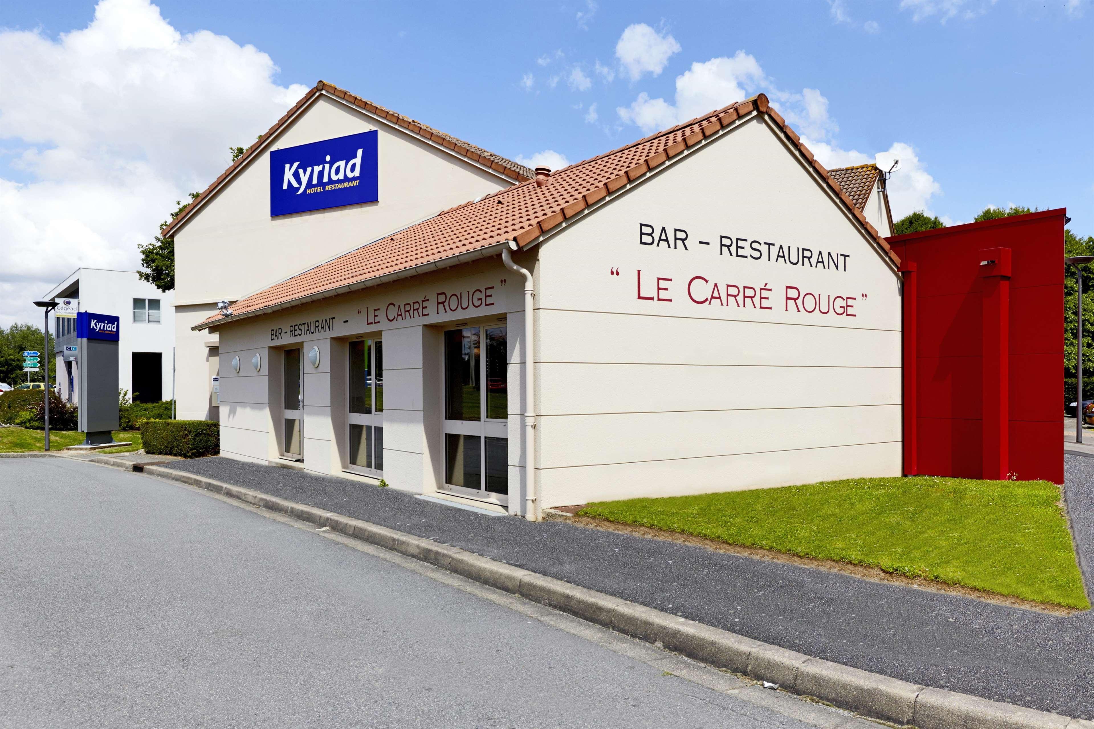Brit Hotel Essentiel Cholet Exterior foto