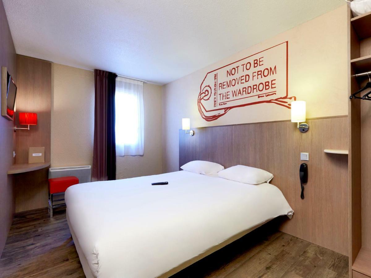 Brit Hotel Essentiel Cholet Exterior foto